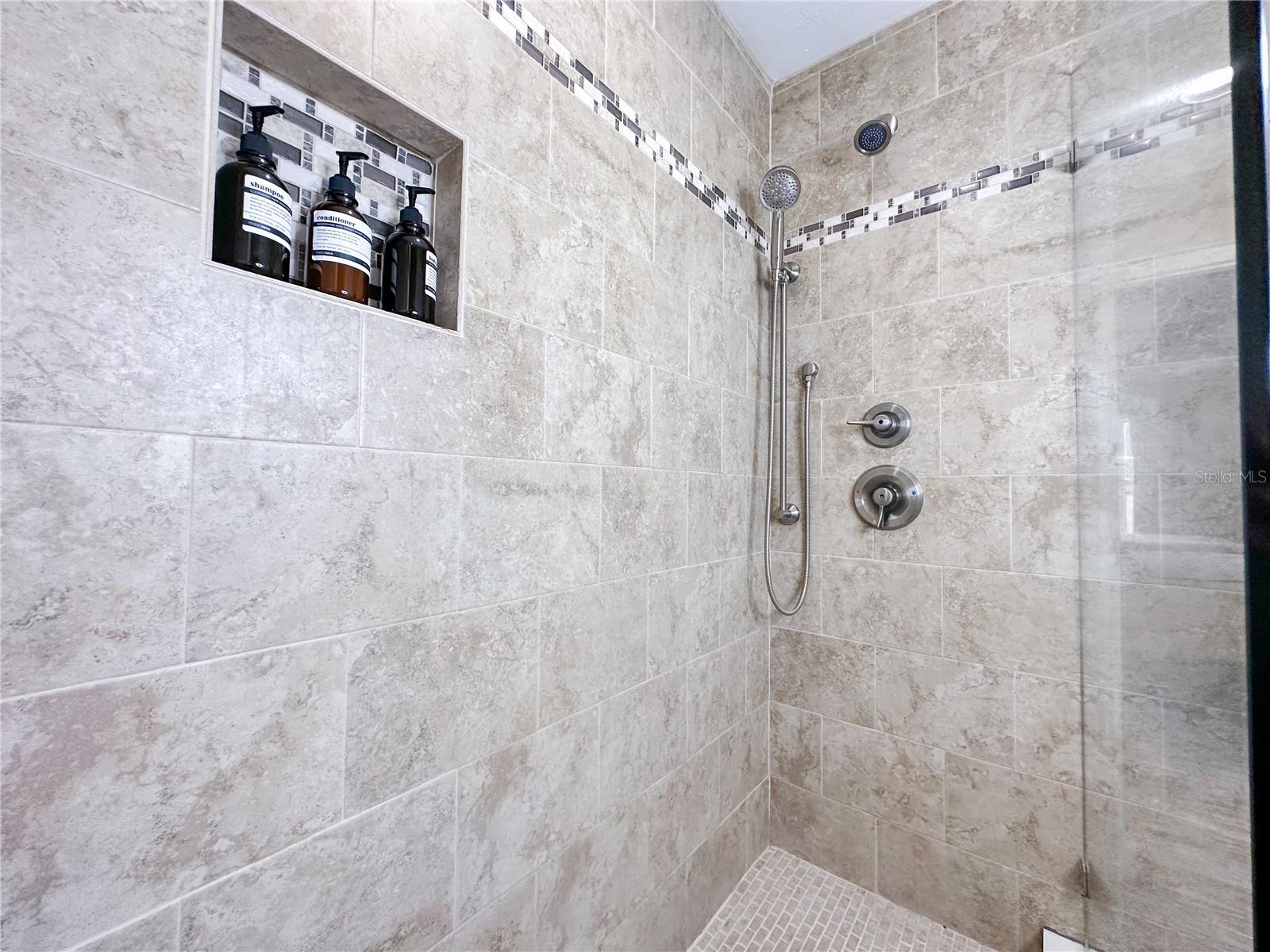 3100 PARKWAY BLVD #110, KISSIMMEE, FL, 34747