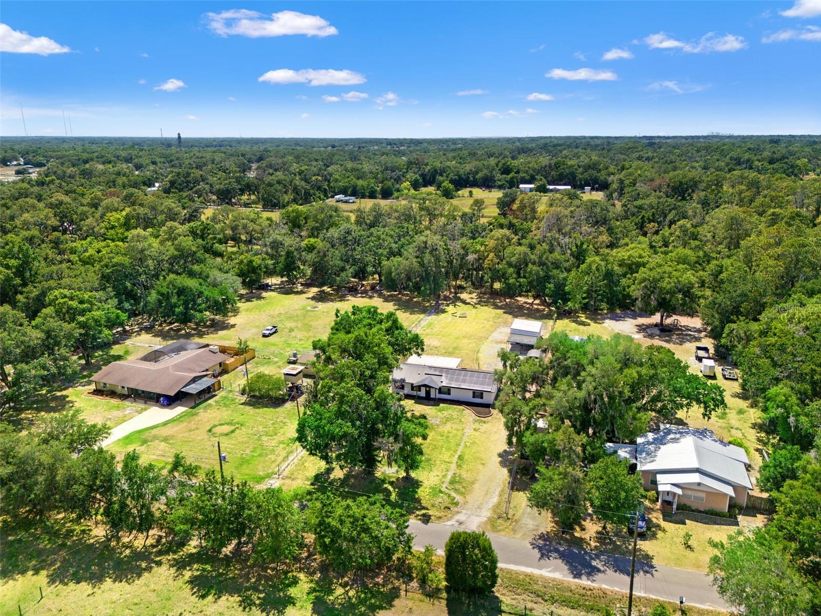 2111 HINSON RD, DOVER, FL, 33527