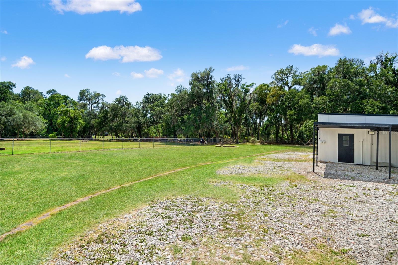 2111 HINSON RD, DOVER, FL, 33527