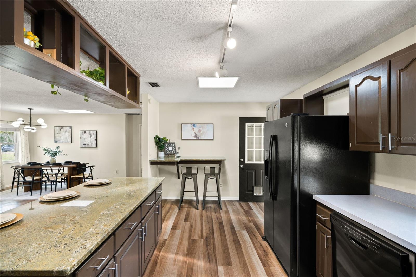 2111 HINSON RD, DOVER, FL, 33527