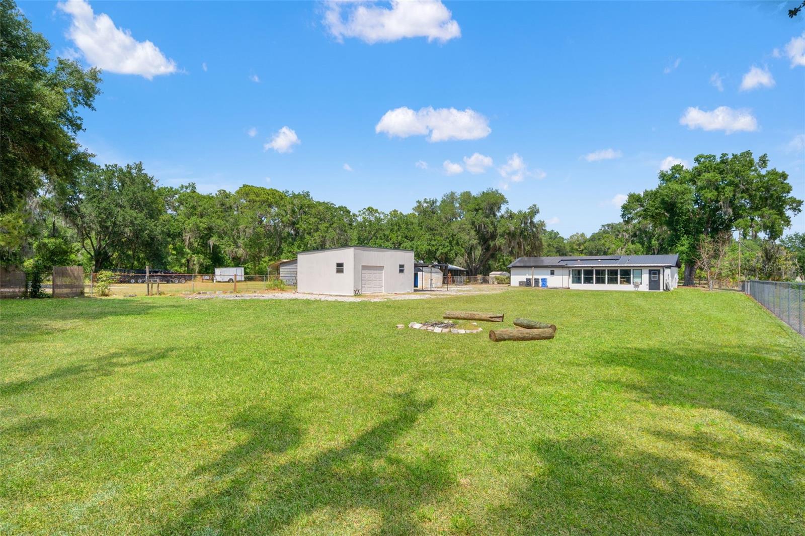 2111 HINSON RD, DOVER, FL, 33527