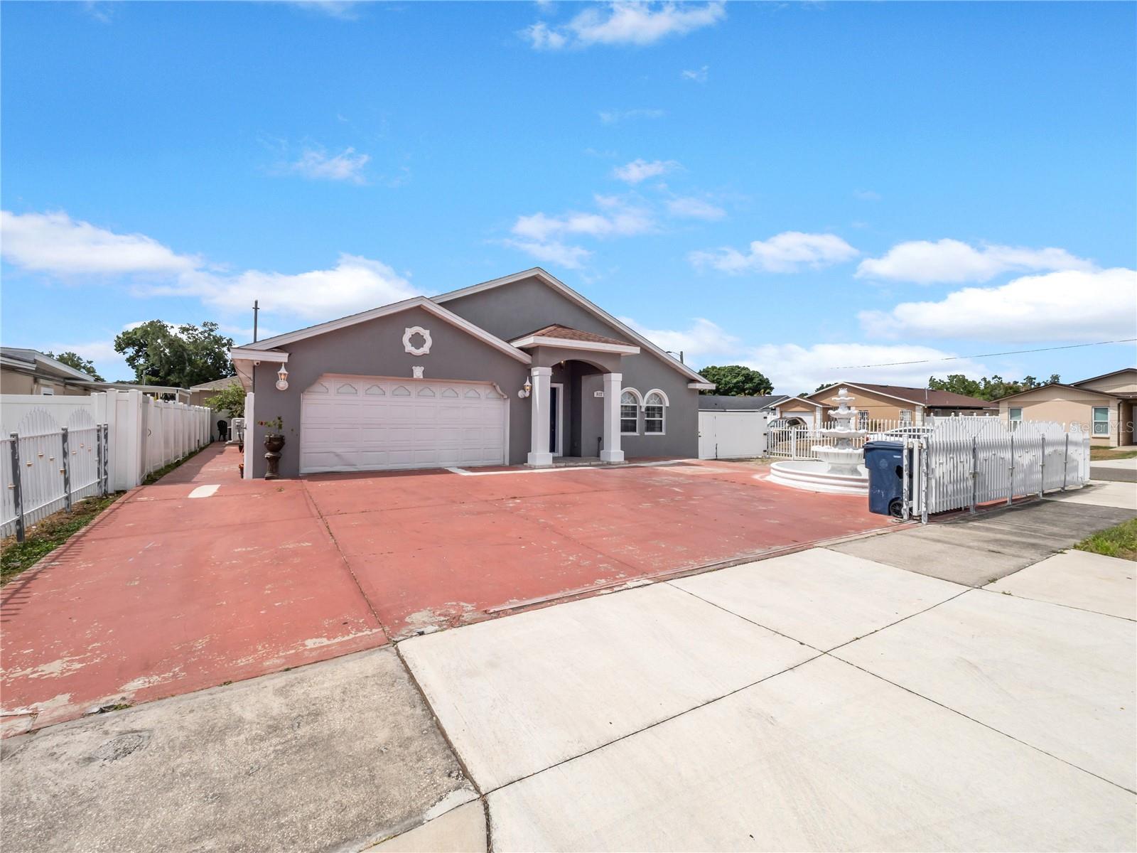 3122 W CREST AVE, TAMPA, FL, 33614