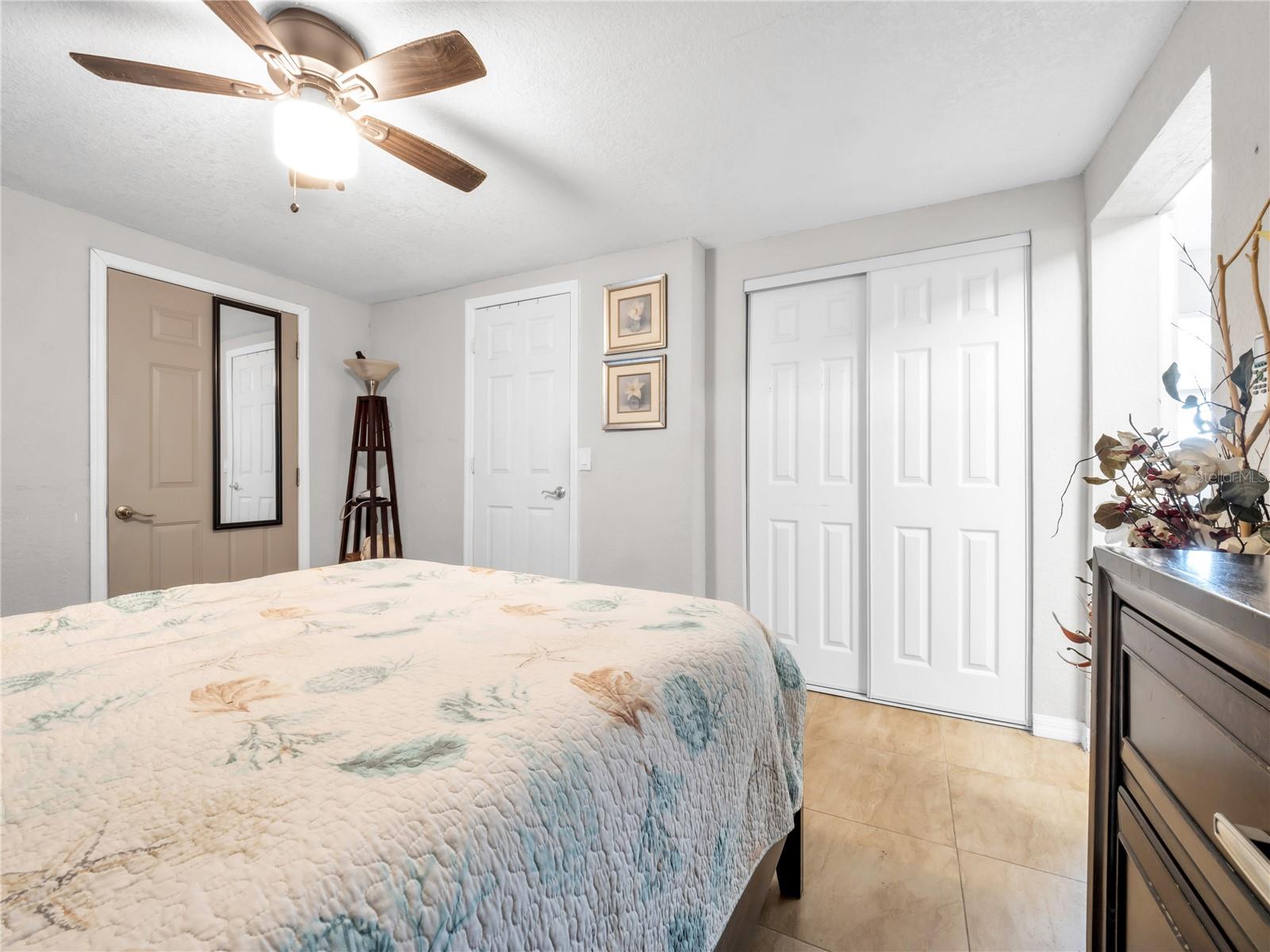 3122 W CREST AVE, TAMPA, FL, 33614