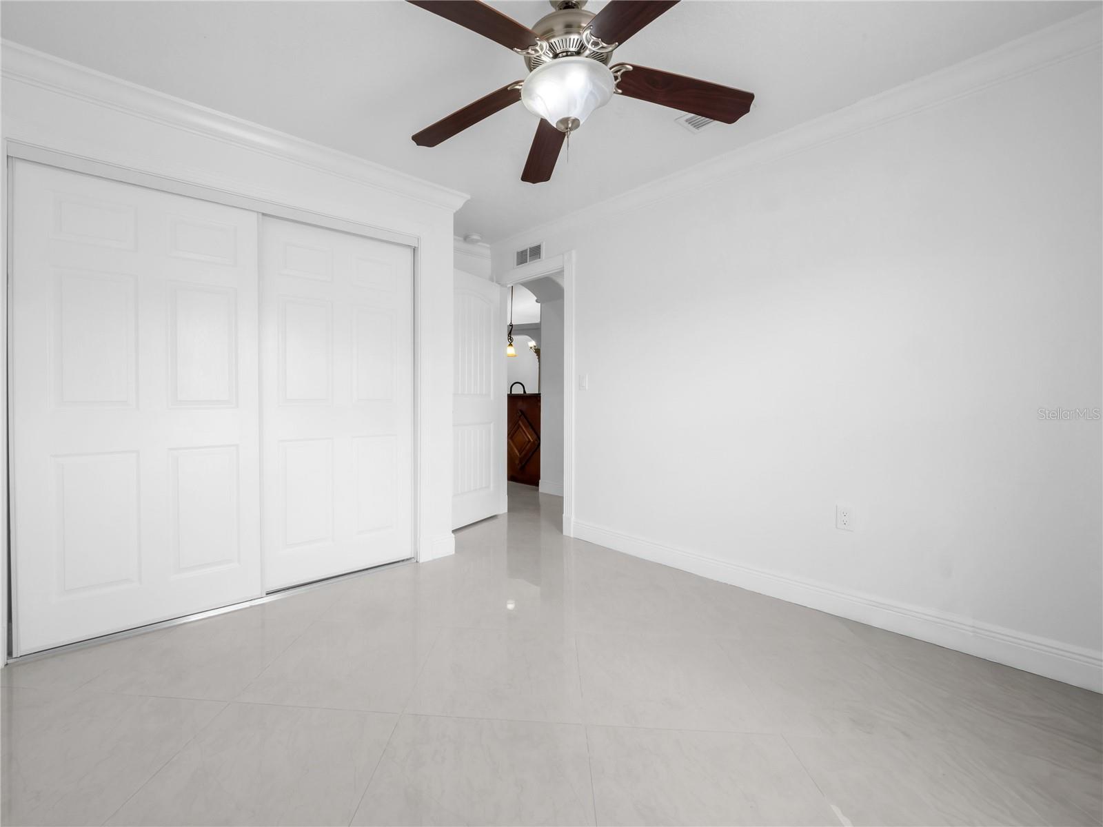 3122 W CREST AVE, TAMPA, FL, 33614