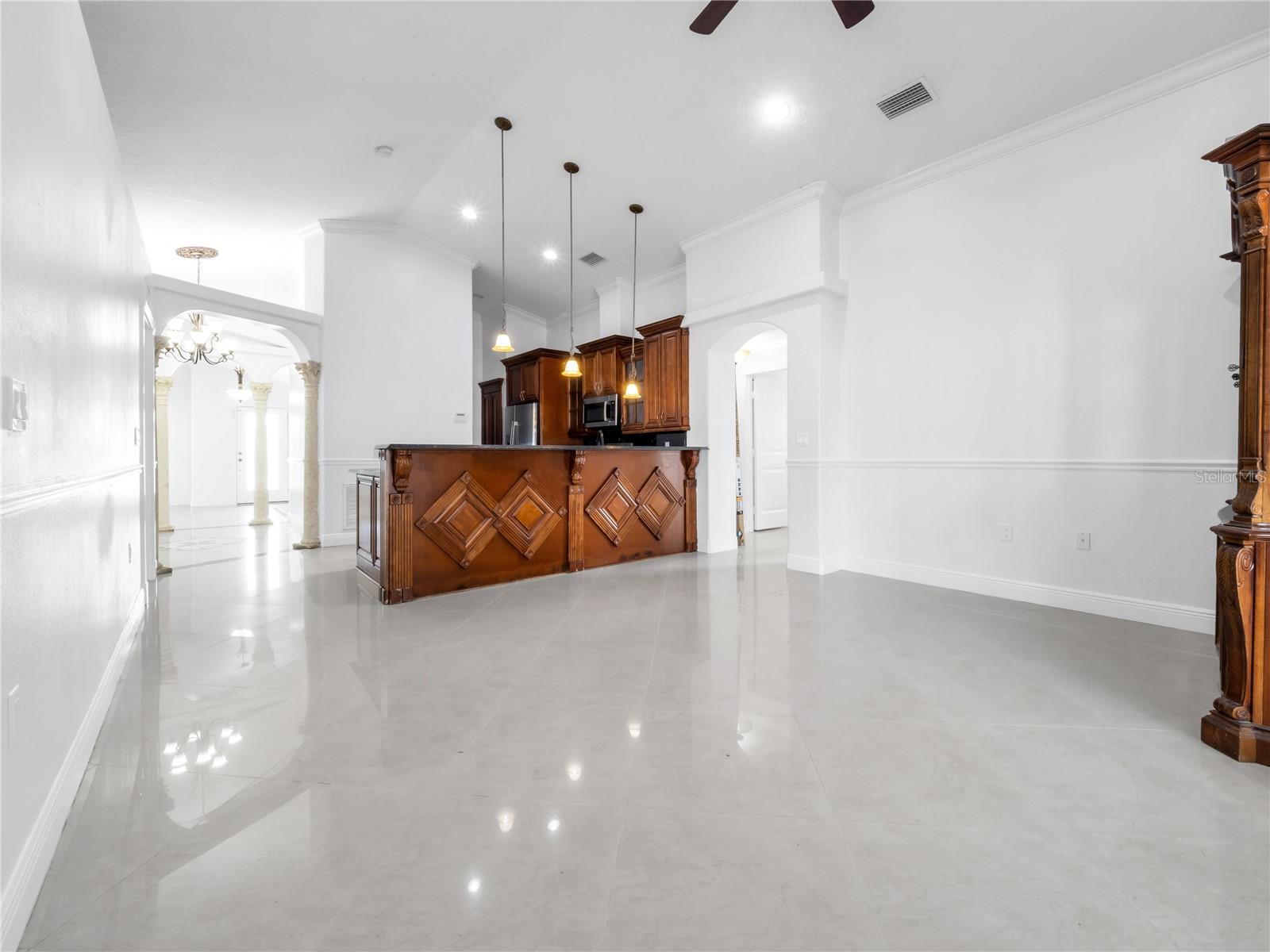 3122 W CREST AVE, TAMPA, FL, 33614