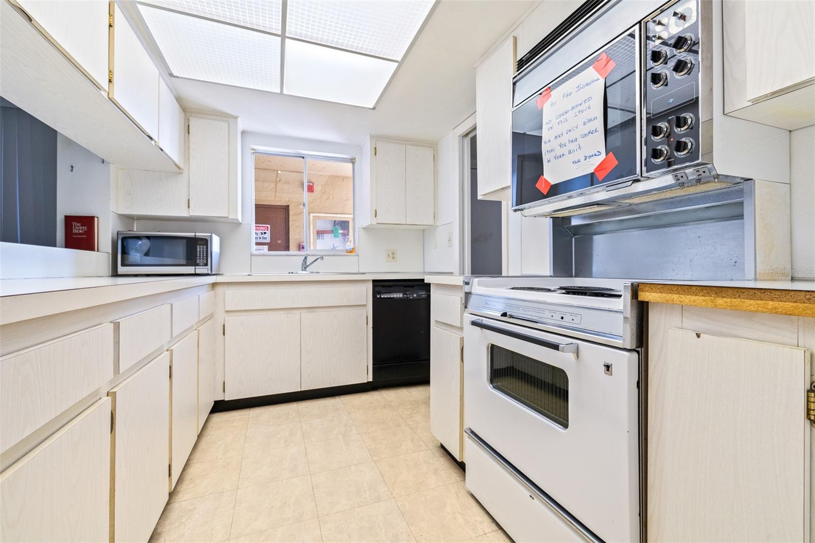 8950 PARK BLVD #609, SEMINOLE, FL, 33777