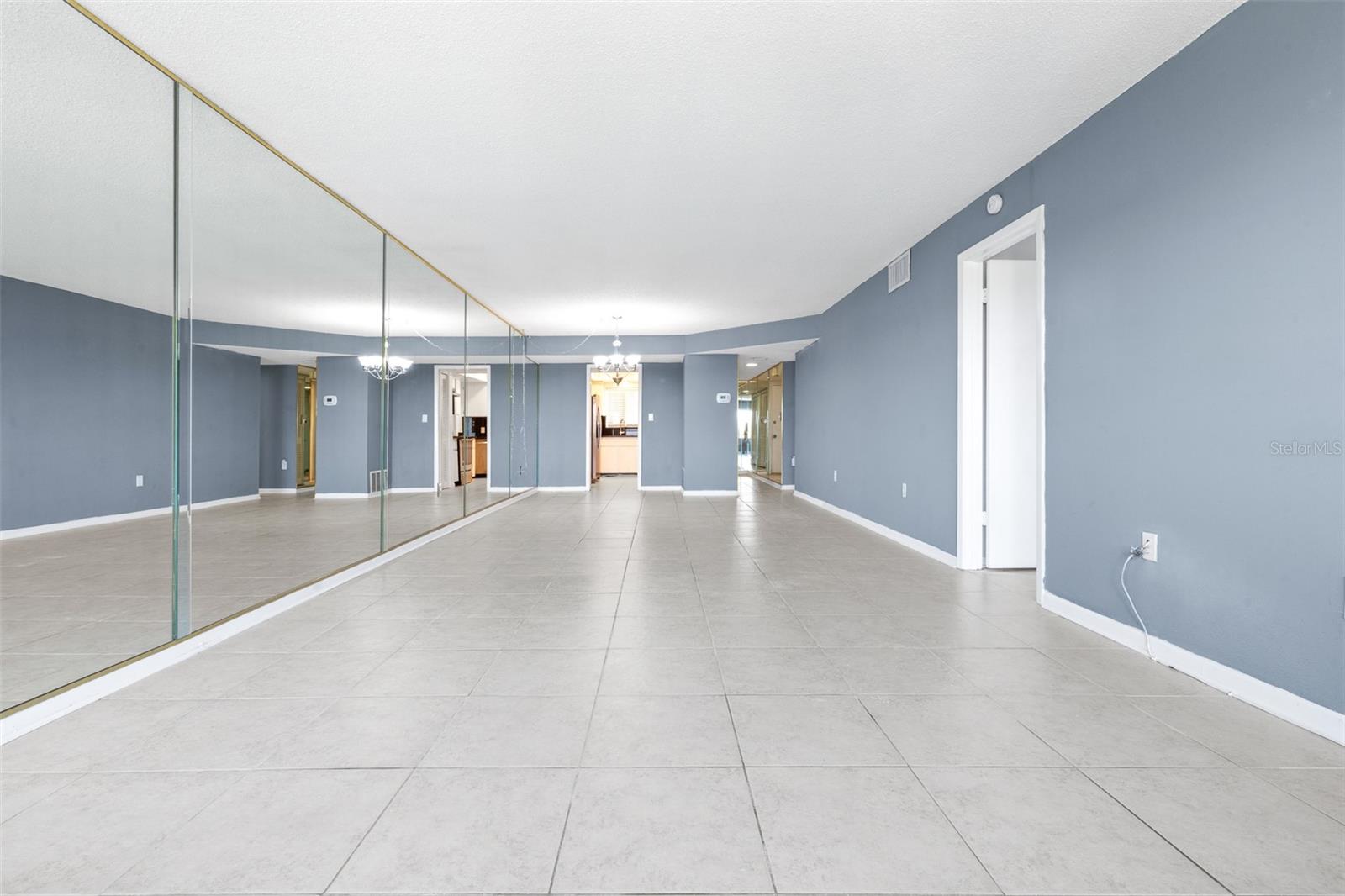 8950 PARK BLVD #609, SEMINOLE, FL, 33777