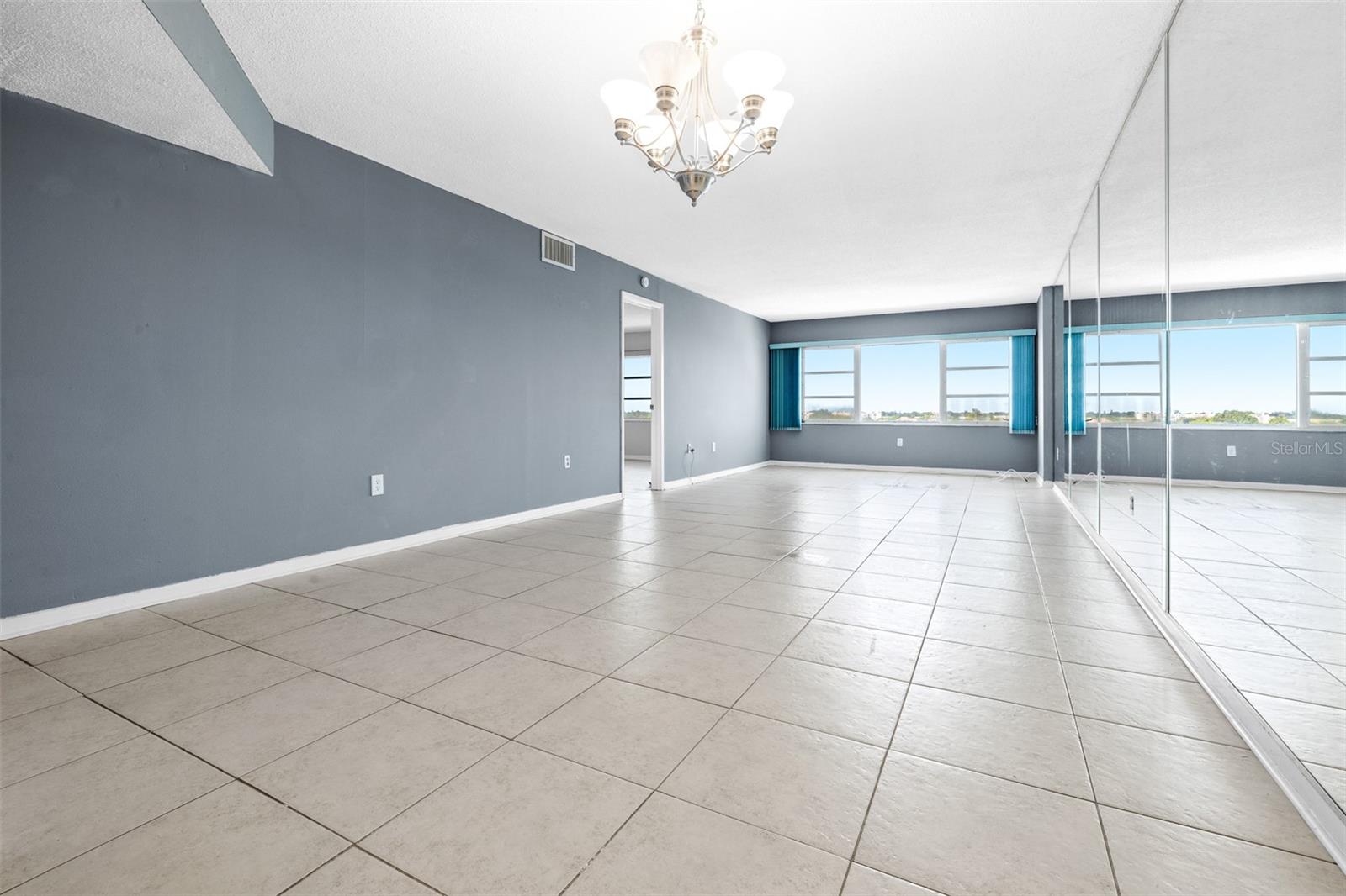 8950 PARK BLVD #609, SEMINOLE, FL, 33777