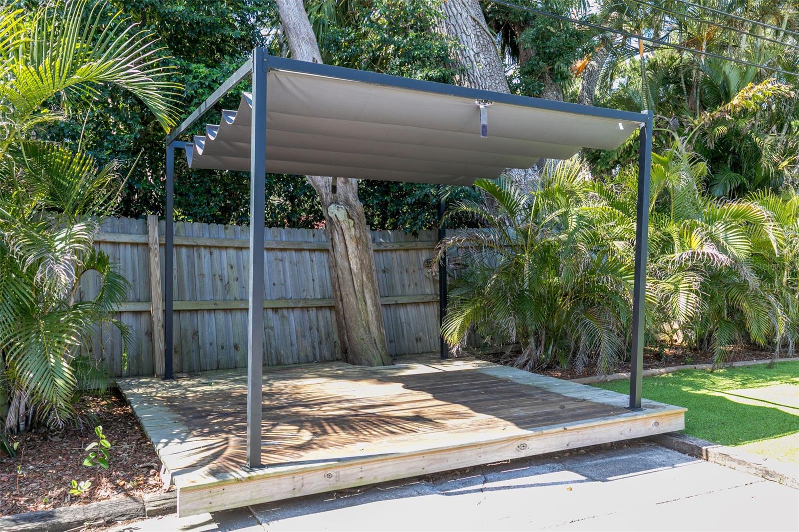 8242 31ST TER N, ST PETERSBURG, FL, 33710
