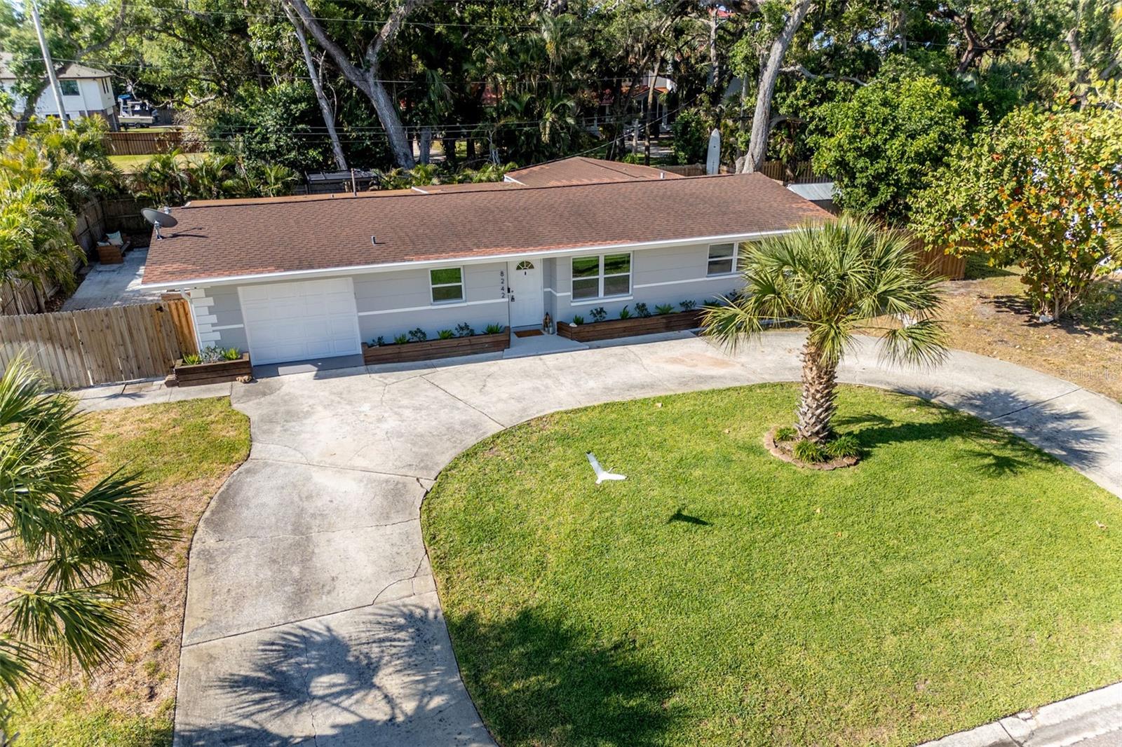 8242 31ST TER N, ST PETERSBURG, FL, 33710