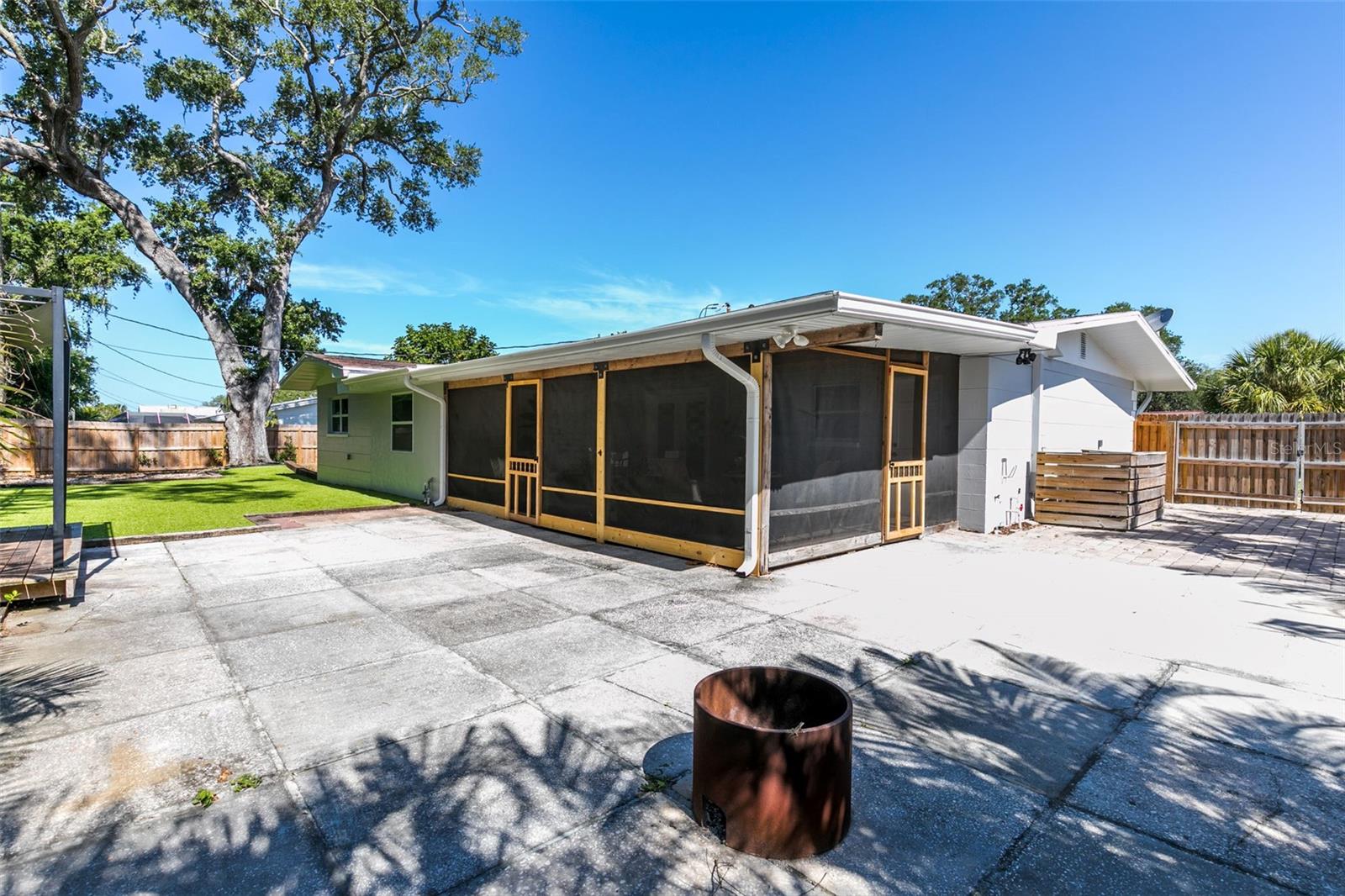 8242 31ST TER N, ST PETERSBURG, FL, 33710
