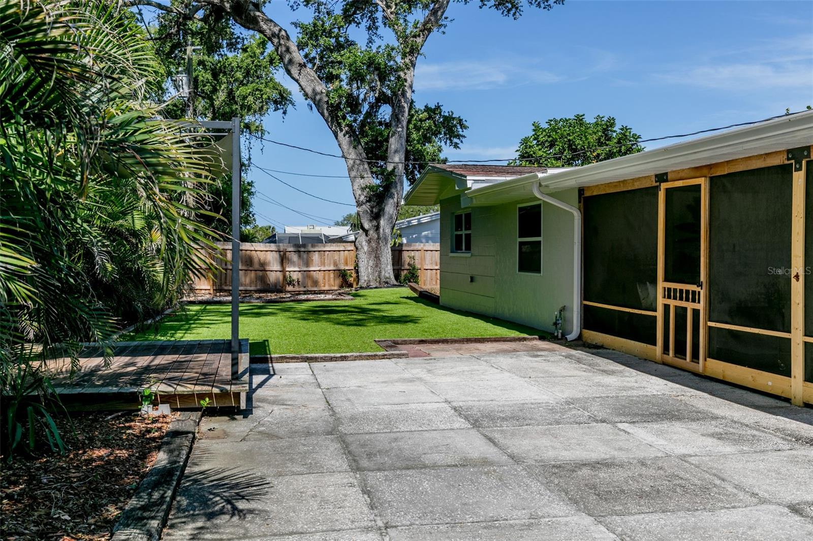 8242 31ST TER N, ST PETERSBURG, FL, 33710