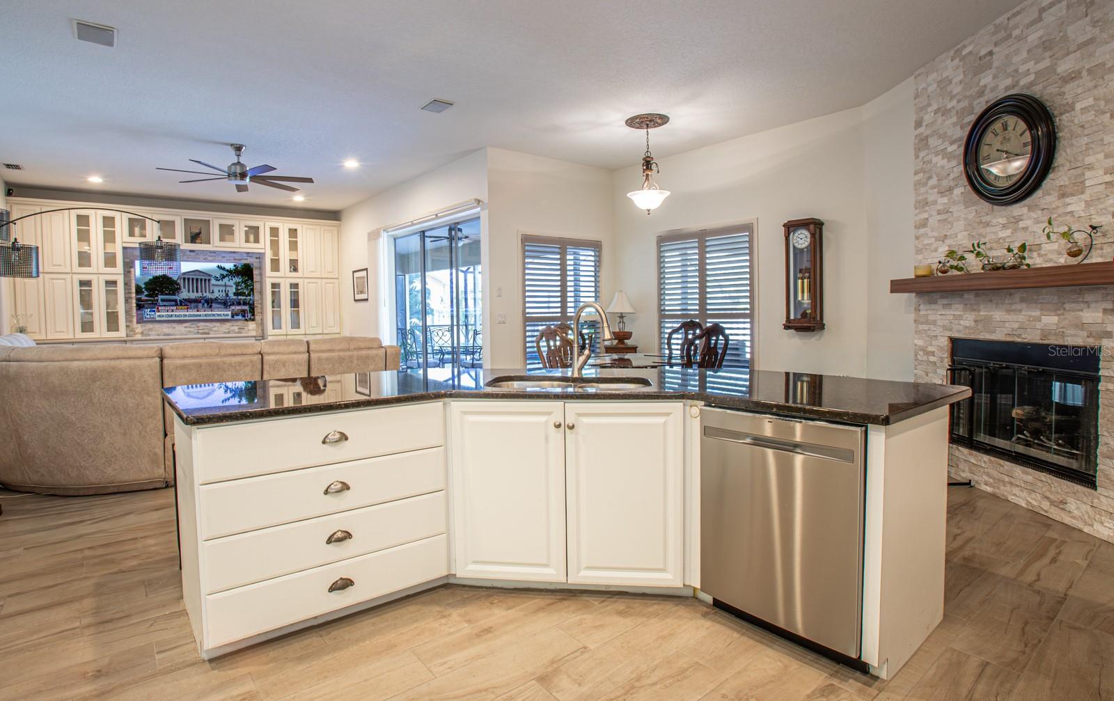 2897 COUNTRY WOODS LN, PALM HARBOR, FL, 34683