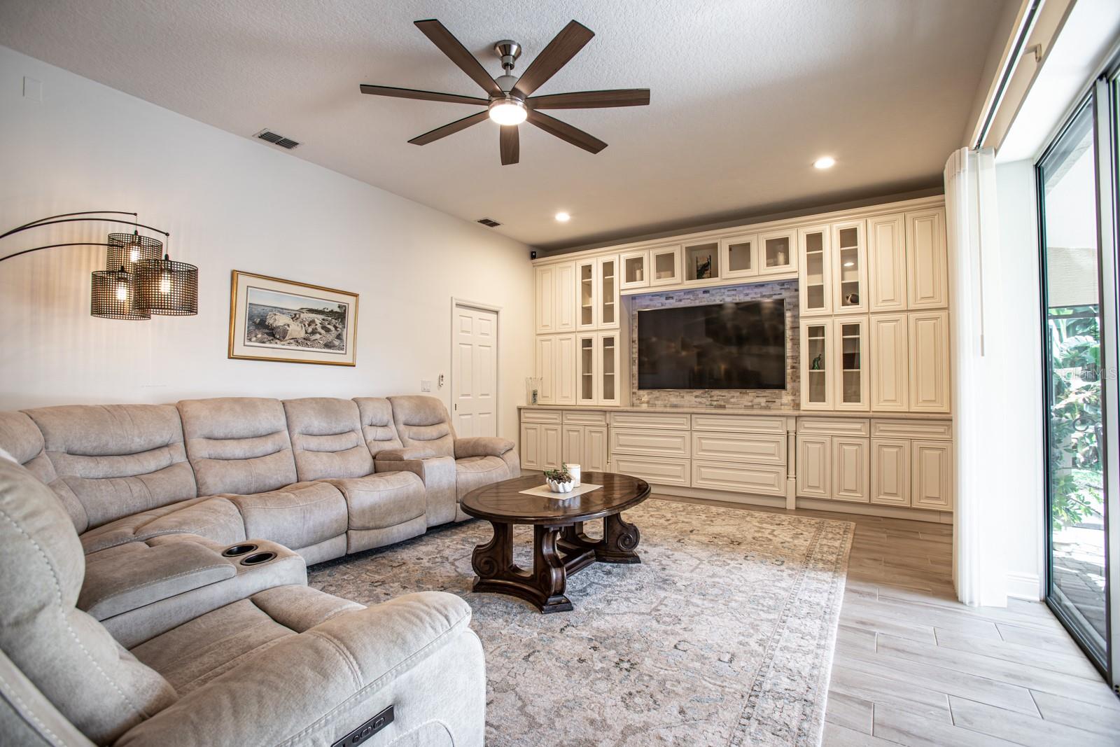 2897 COUNTRY WOODS LN, PALM HARBOR, FL, 34683