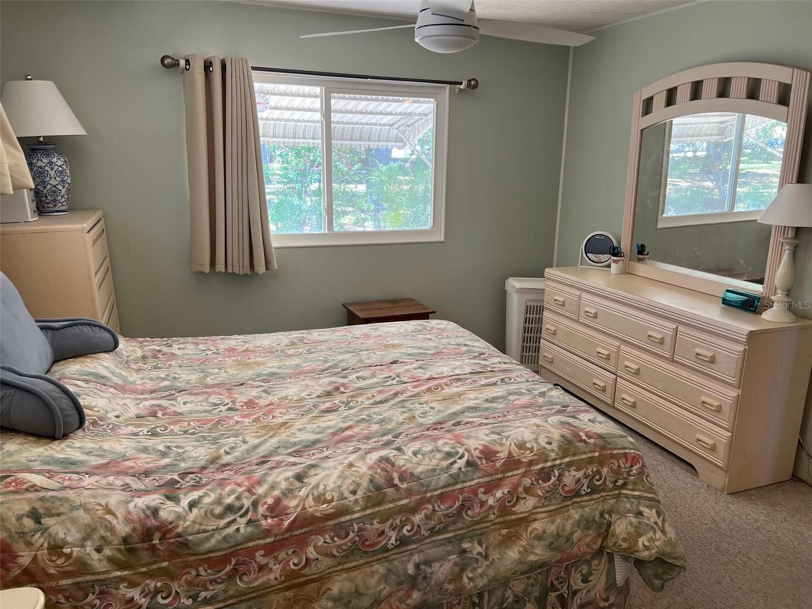 71 ROYAL PALM CIR, LARGO, FL, 33778
