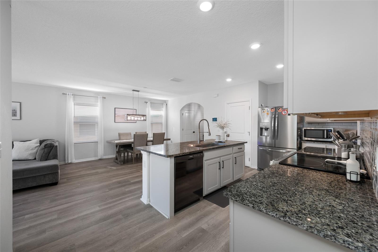 16826 SECRET MEADOW DR, ODESSA, FL, 33556