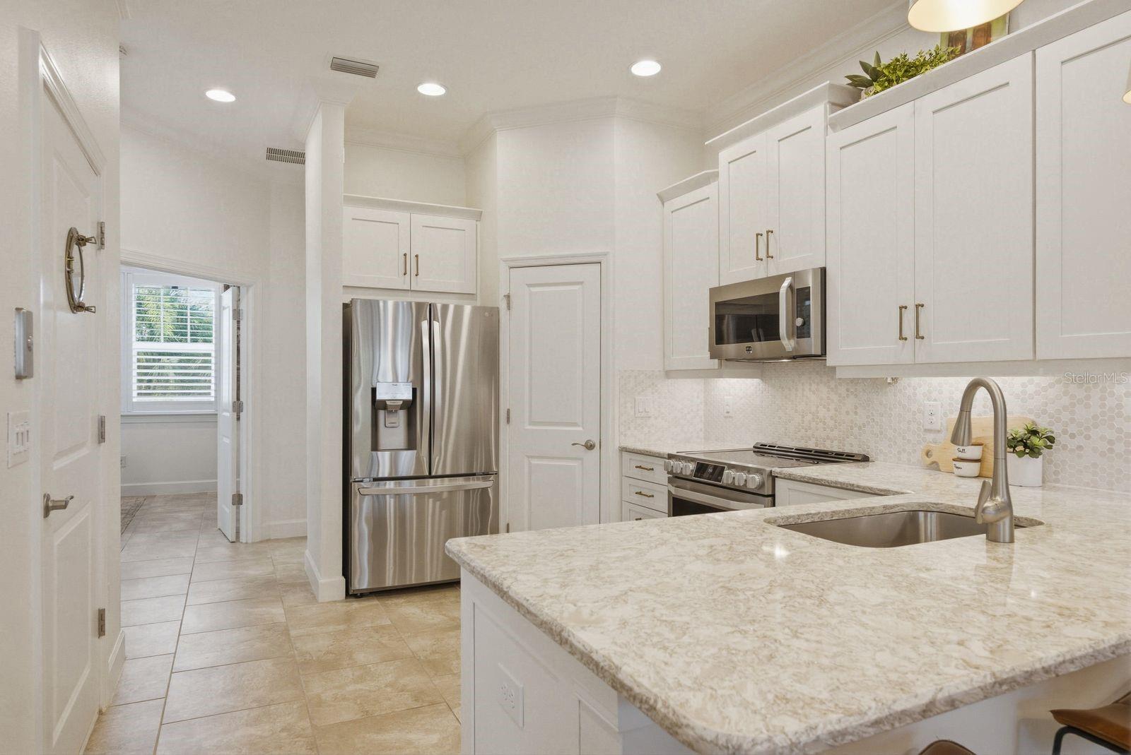 3201 NAUTICAL PL S, ST PETERSBURG, FL, 33712