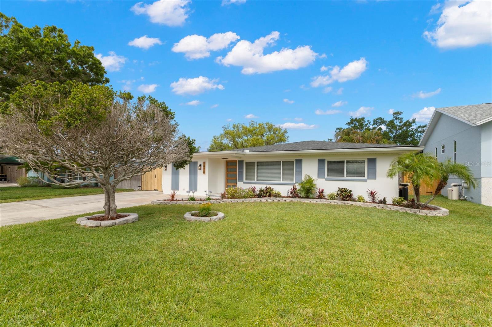 1824 DOUGLAS AVE, DUNEDIN, FL, 34698