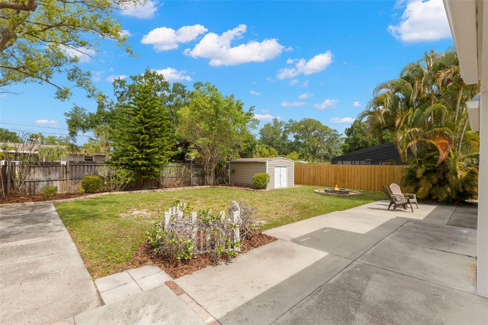 1824 DOUGLAS AVE, DUNEDIN, FL, 34698