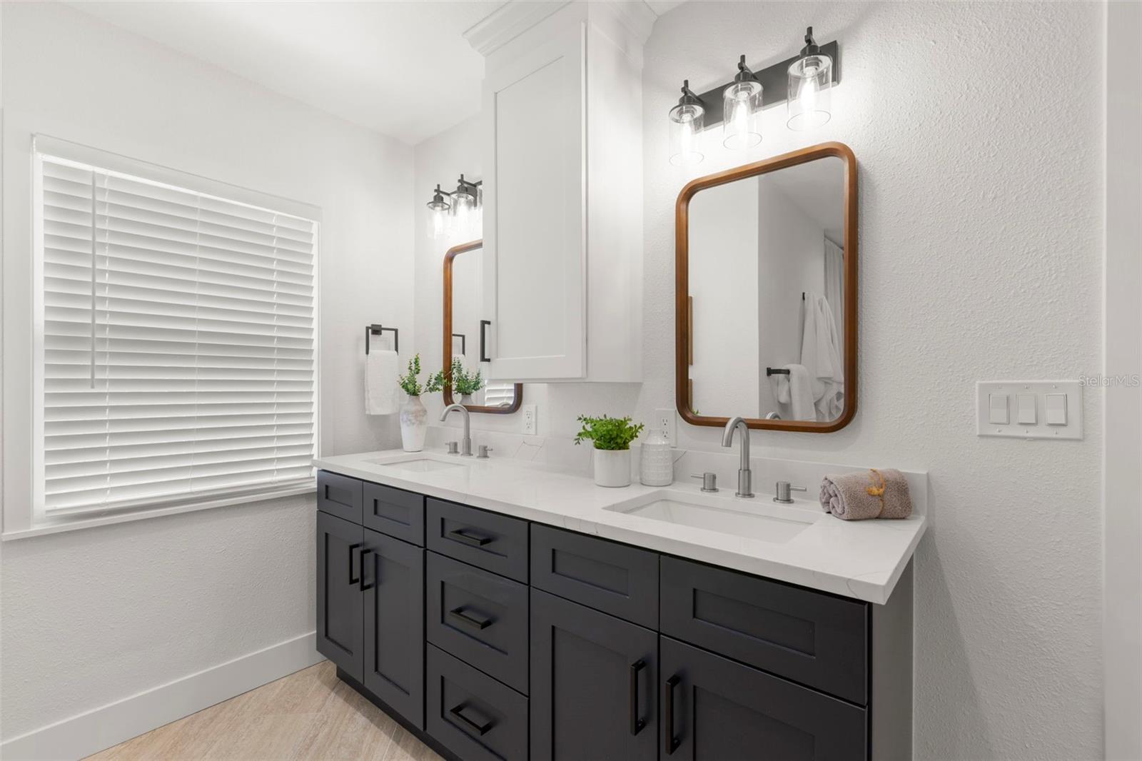 1824 DOUGLAS AVE, DUNEDIN, FL, 34698