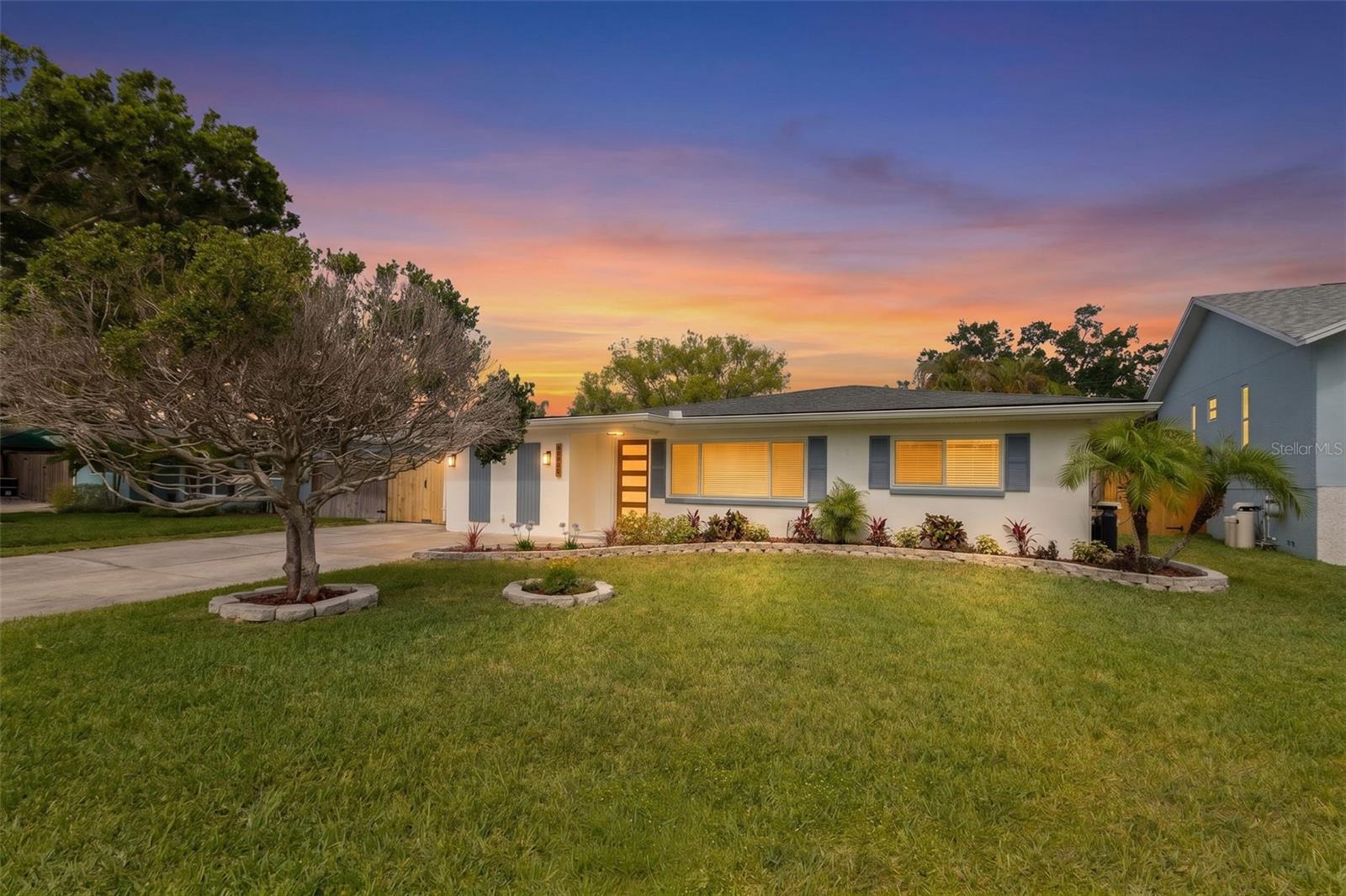 1824 DOUGLAS AVE, DUNEDIN, FL, 34698