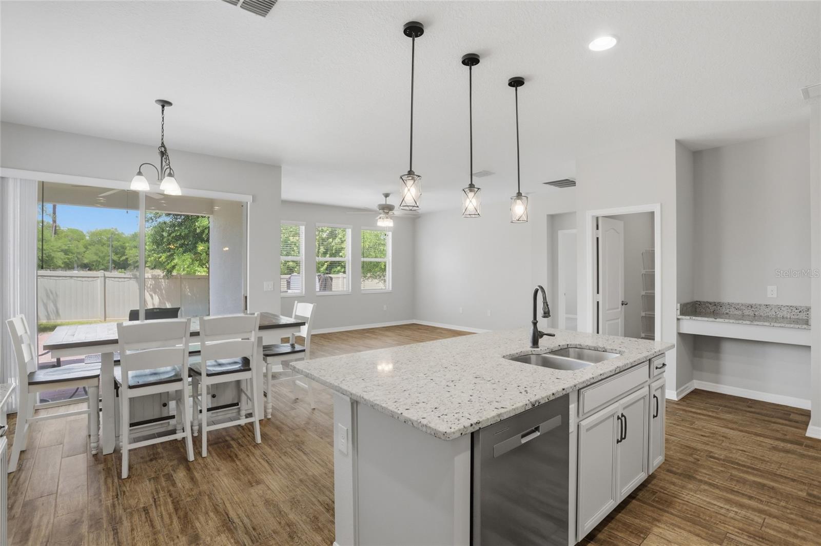 2048 PRAIRIE SAGE LN, LONGWOOD, FL, 32750