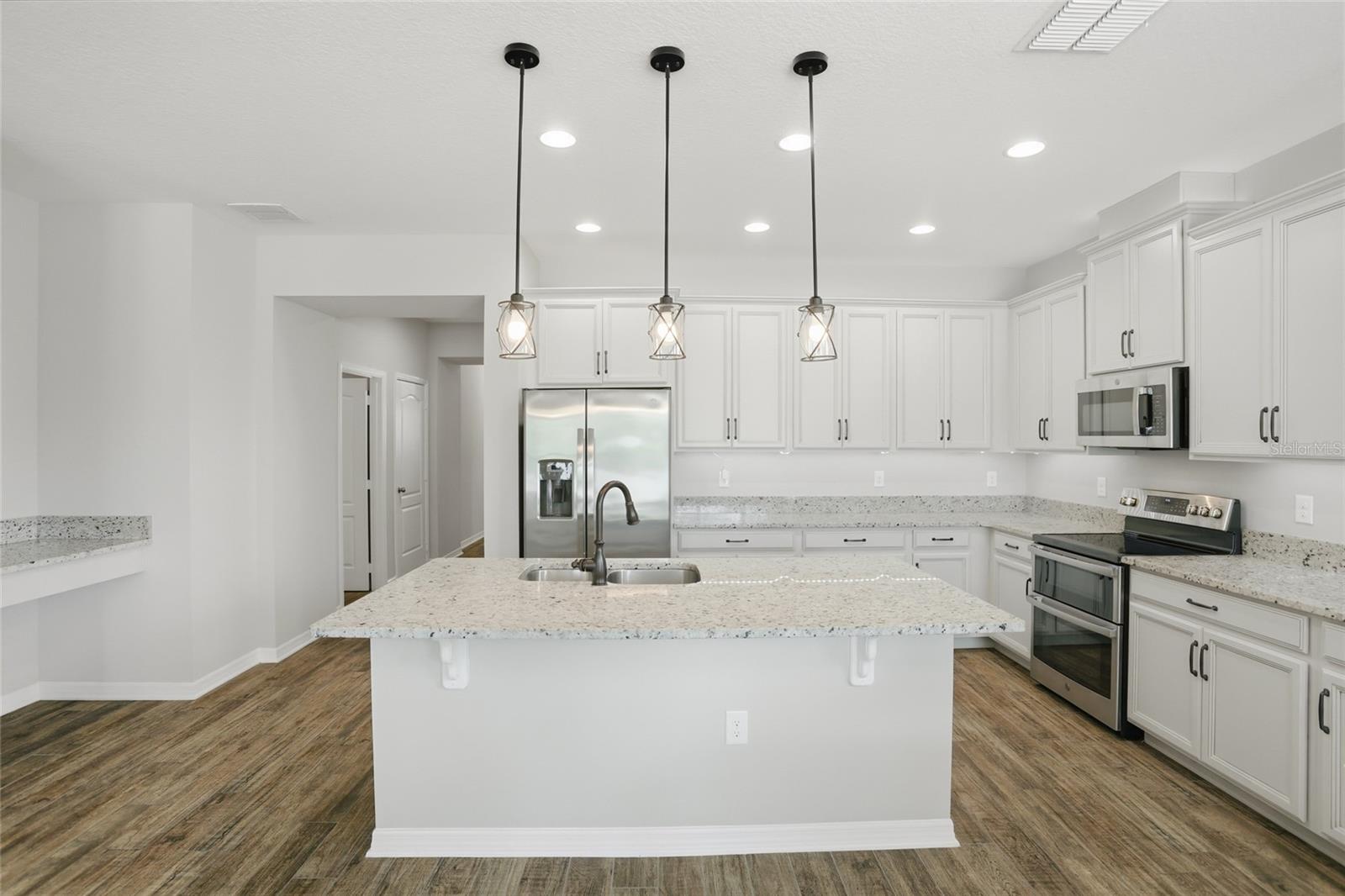2048 PRAIRIE SAGE LN, LONGWOOD, FL, 32750