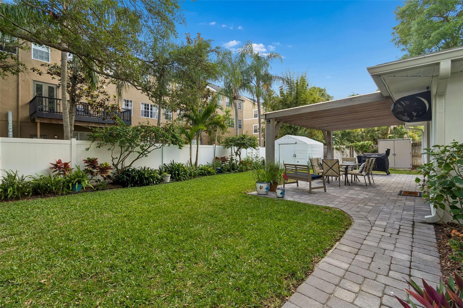 2920 W ELLIS DR, TAMPA, FL, 33611