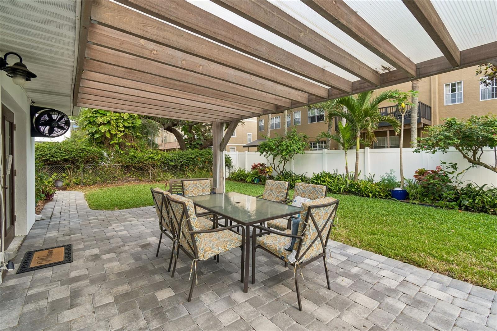 2920 W ELLIS DR, TAMPA, FL, 33611