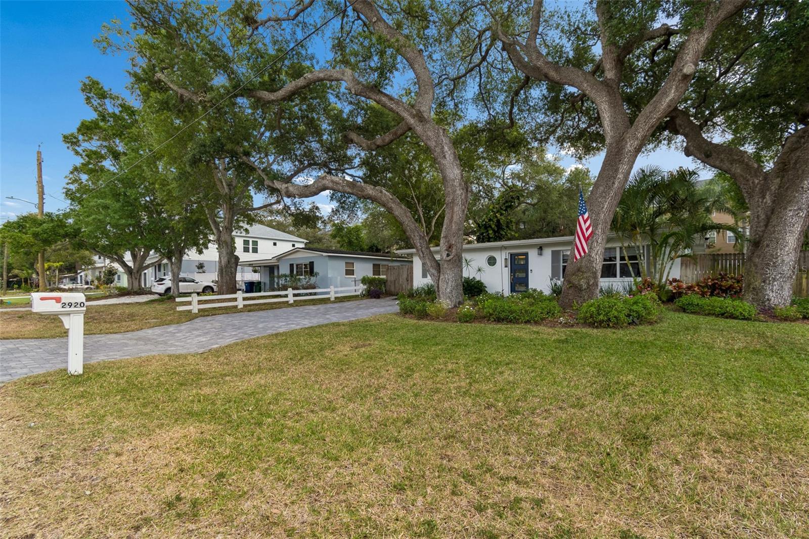 2920 W ELLIS DR, TAMPA, FL, 33611