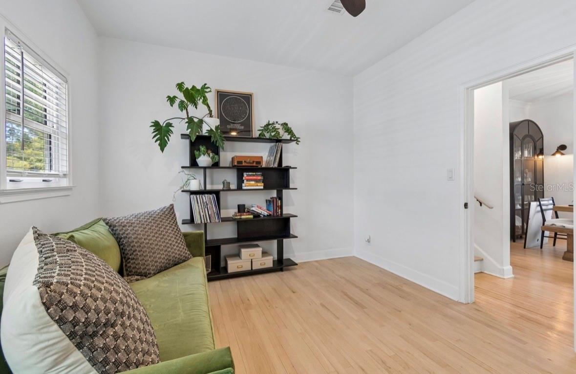 1820 1ST ST N, ST PETERSBURG, FL, 33704