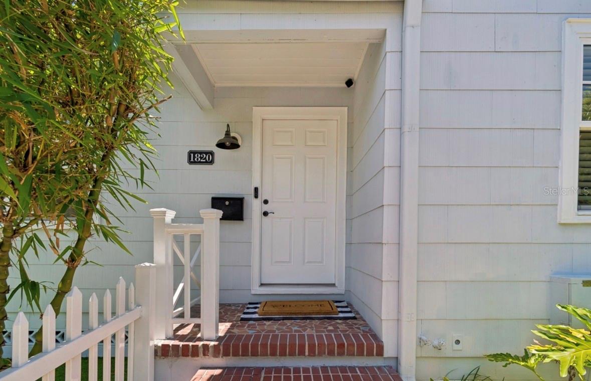 1820 1ST ST N, ST PETERSBURG, FL, 33704