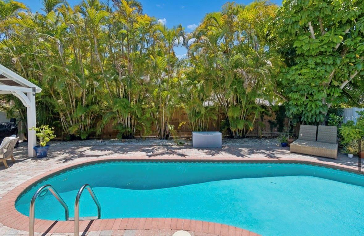 1820 1ST ST N, ST PETERSBURG, FL, 33704