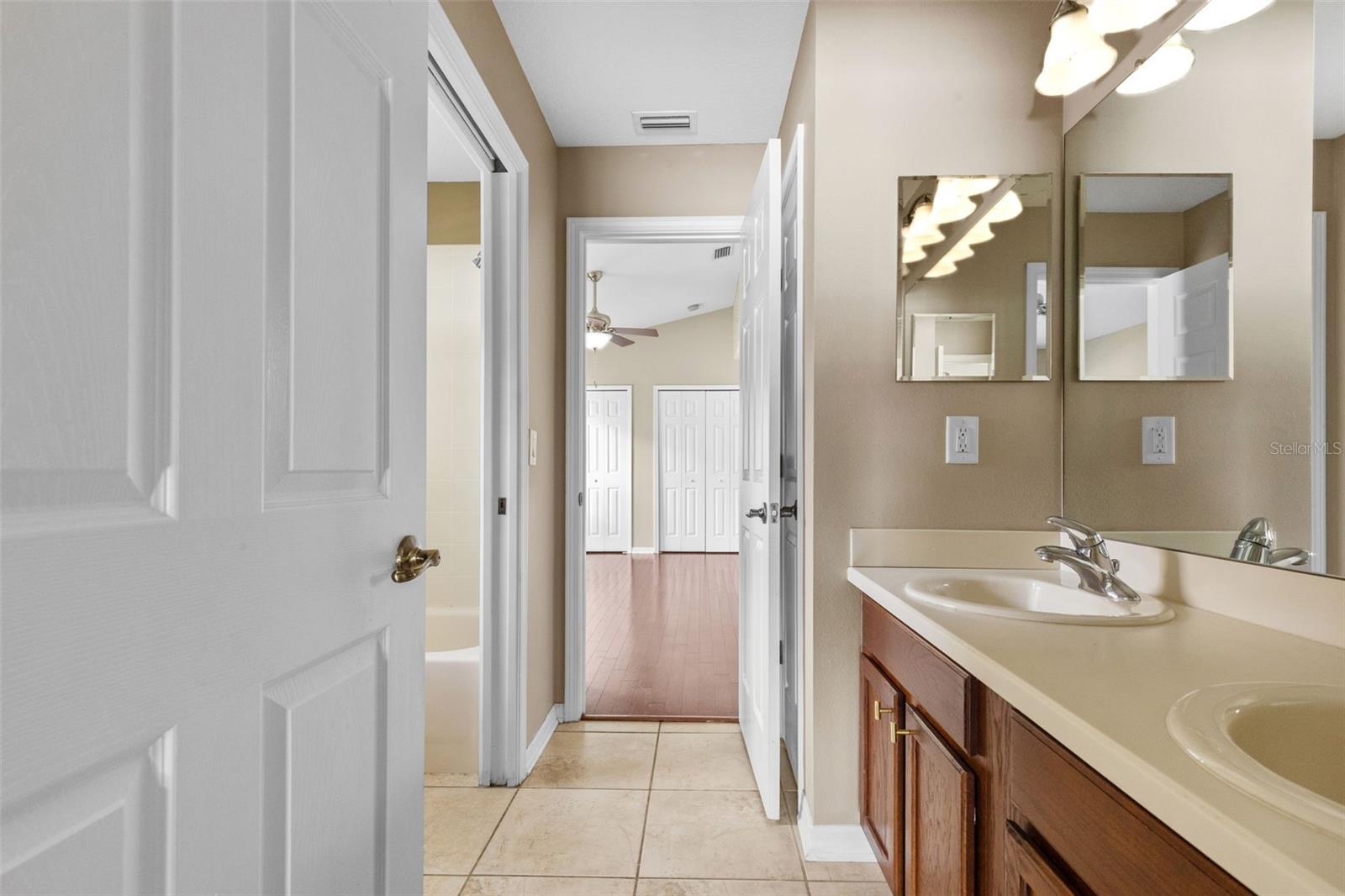 13655 ARTESA BELL DR, RIVERVIEW, FL, 33579