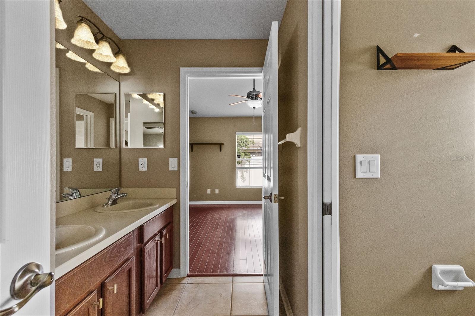 13655 ARTESA BELL DR, RIVERVIEW, FL, 33579