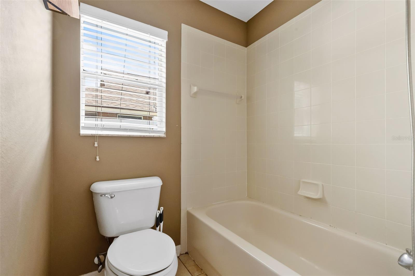 13655 ARTESA BELL DR, RIVERVIEW, FL, 33579