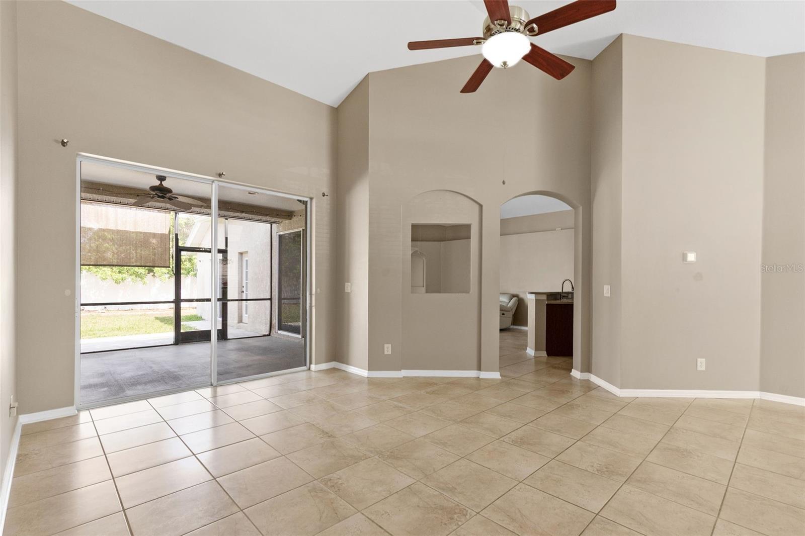 13655 ARTESA BELL DR, RIVERVIEW, FL, 33579