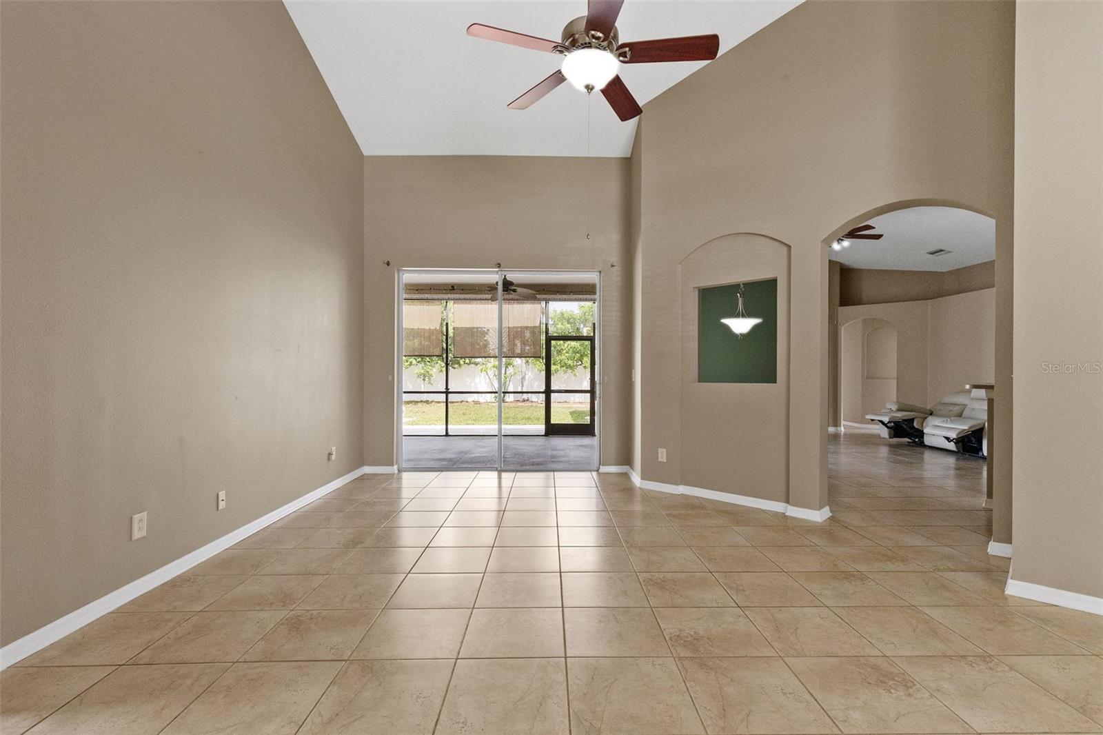 13655 ARTESA BELL DR, RIVERVIEW, FL, 33579