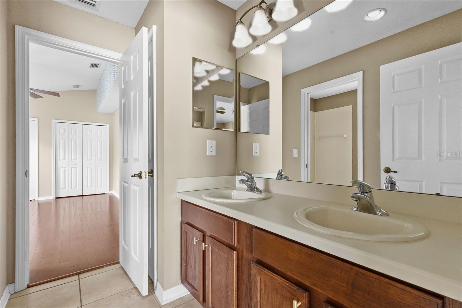 13655 ARTESA BELL DR, RIVERVIEW, FL, 33579