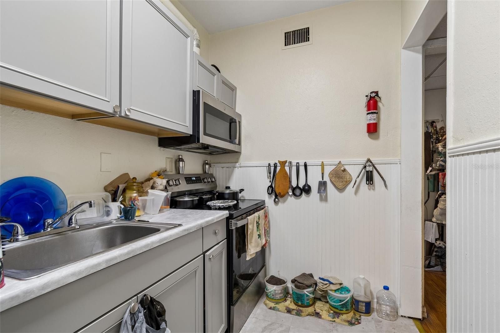 1033 19TH AVE S, ST PETERSBURG, FL, 33705