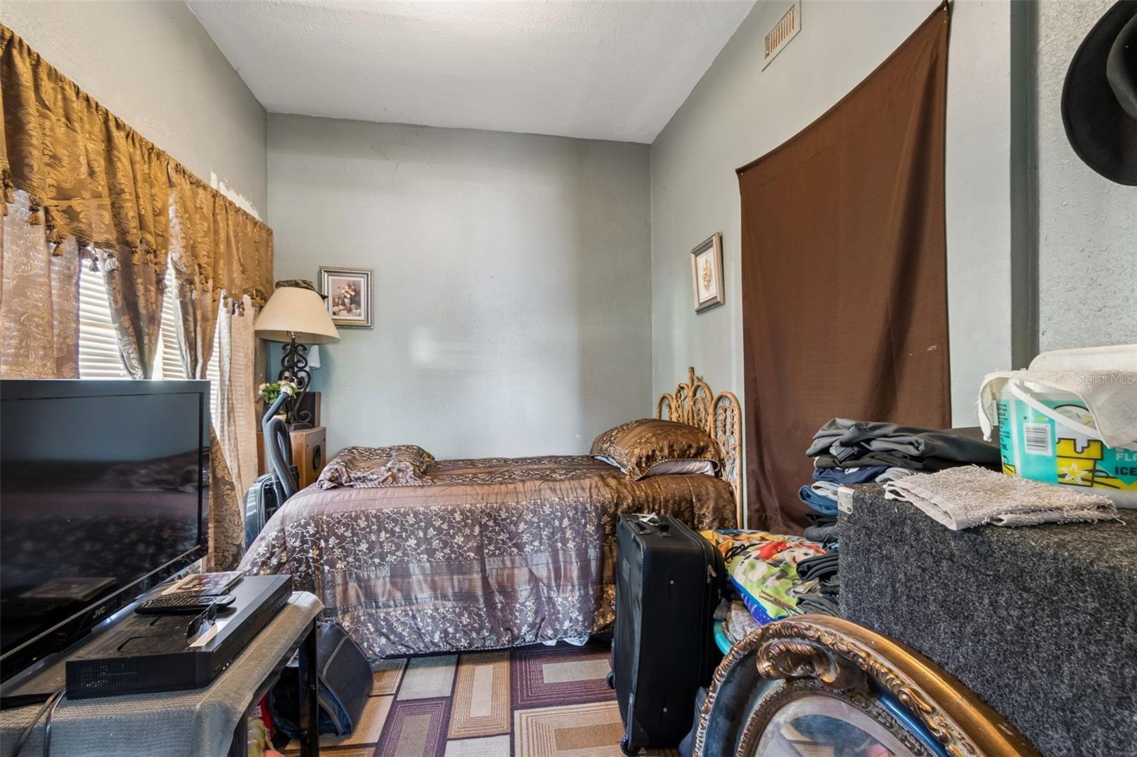 1033 19TH AVE S, ST PETERSBURG, FL, 33705