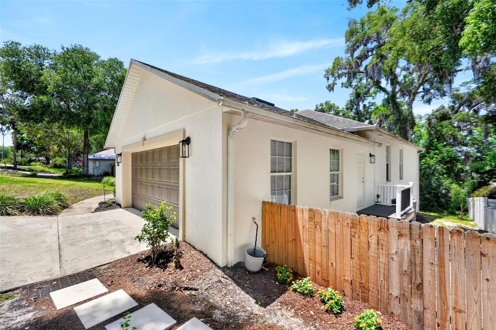 351 GROVELAND RD, MOUNT DORA, FL, 32757