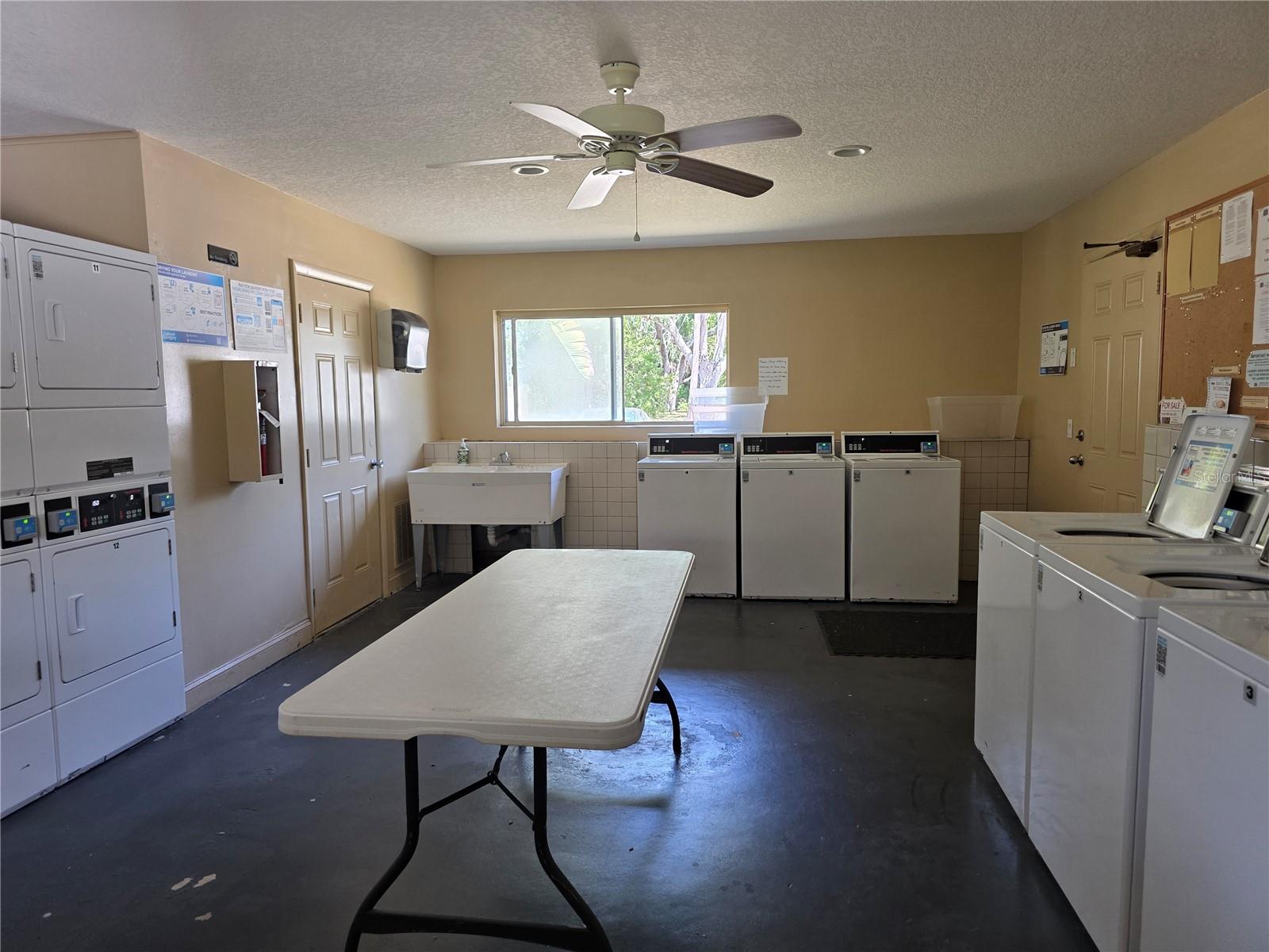 4215 E BAY DR #1403, CLEARWATER, FL, 33764