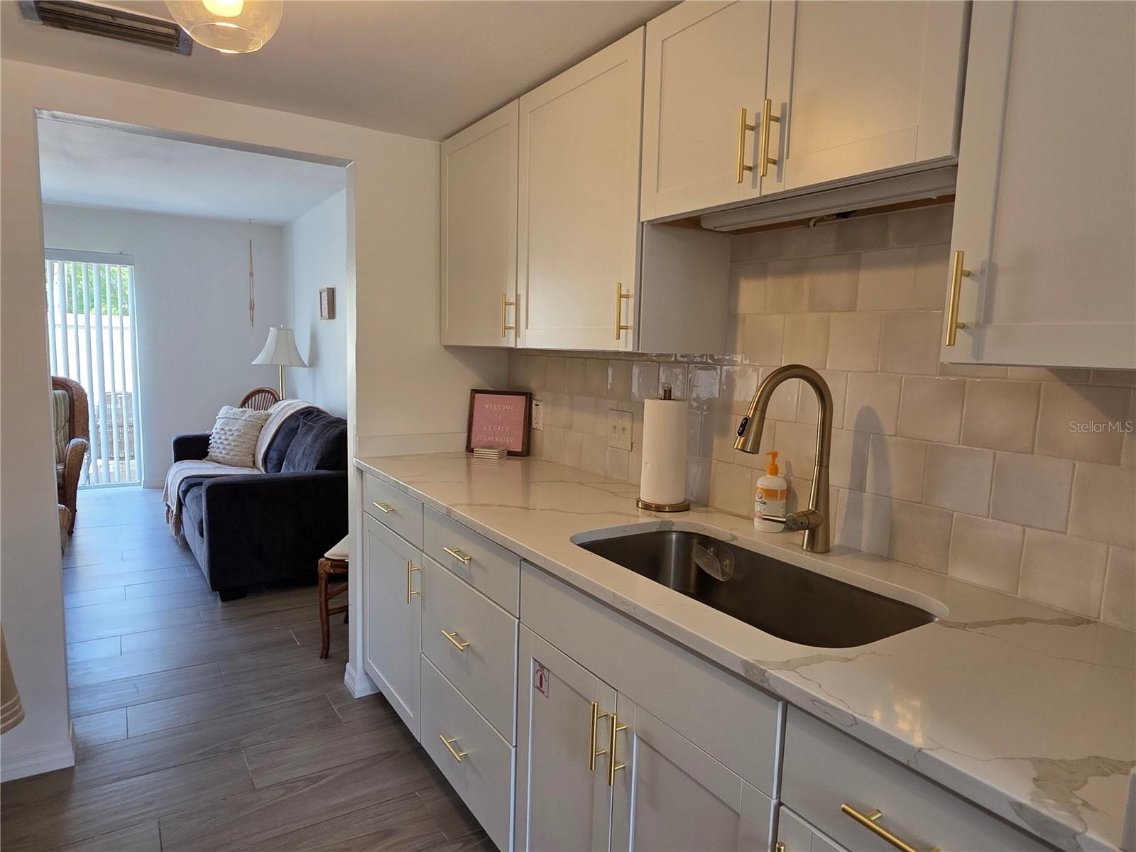 4215 E BAY DR #1403, CLEARWATER, FL, 33764