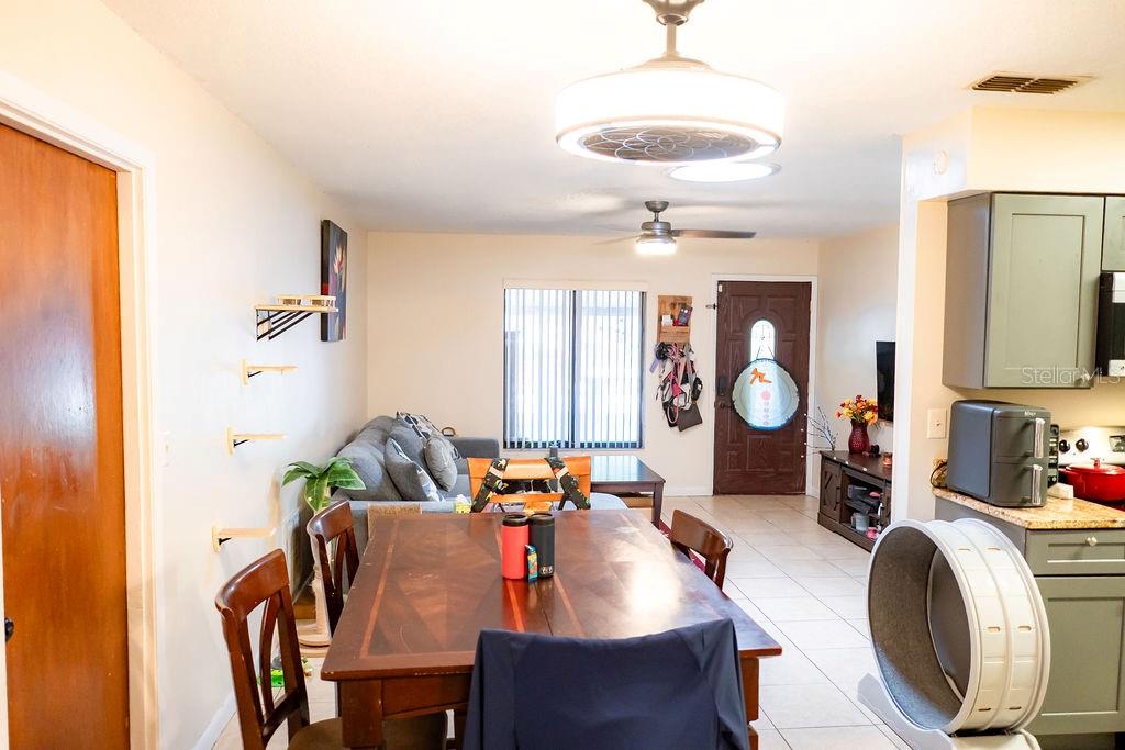 8204 TRAMMELL TRL, TAMPA, FL, 33619