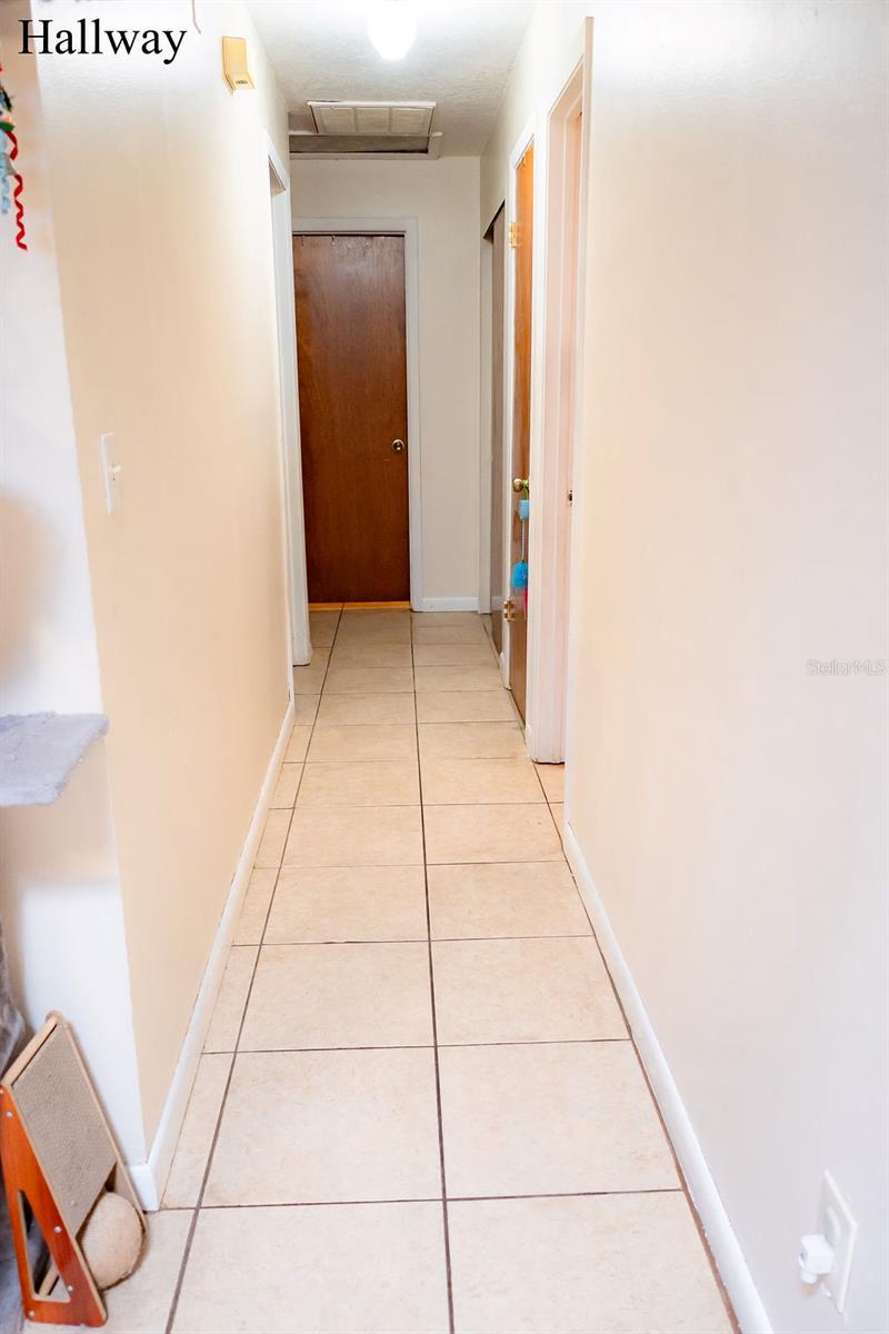 8204 TRAMMELL TRL, TAMPA, FL, 33619
