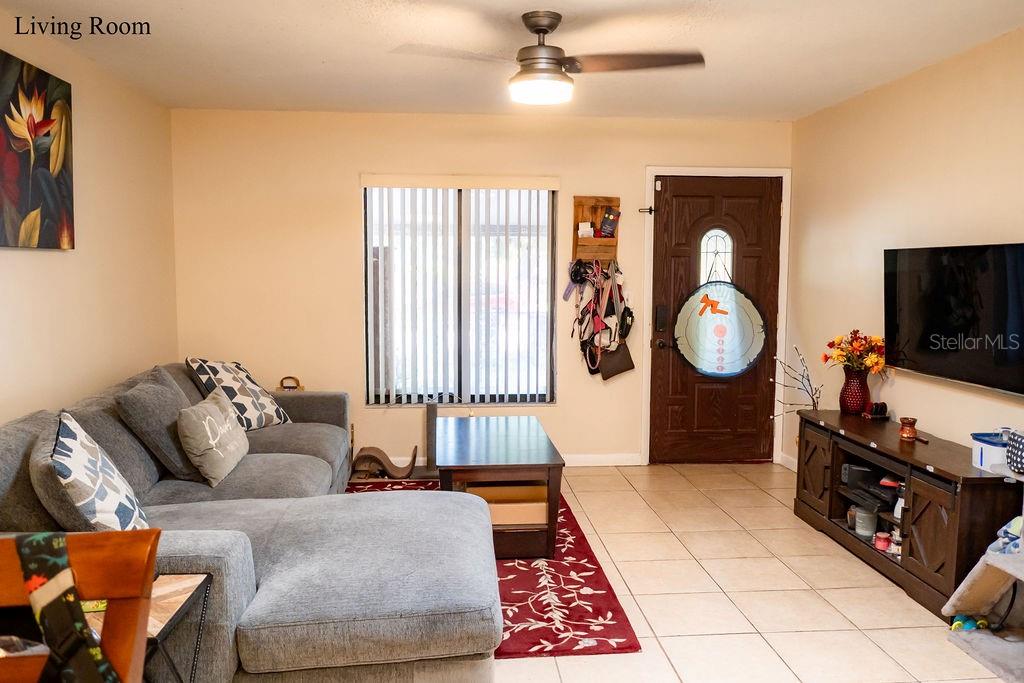 8204 TRAMMELL TRL, TAMPA, FL, 33619