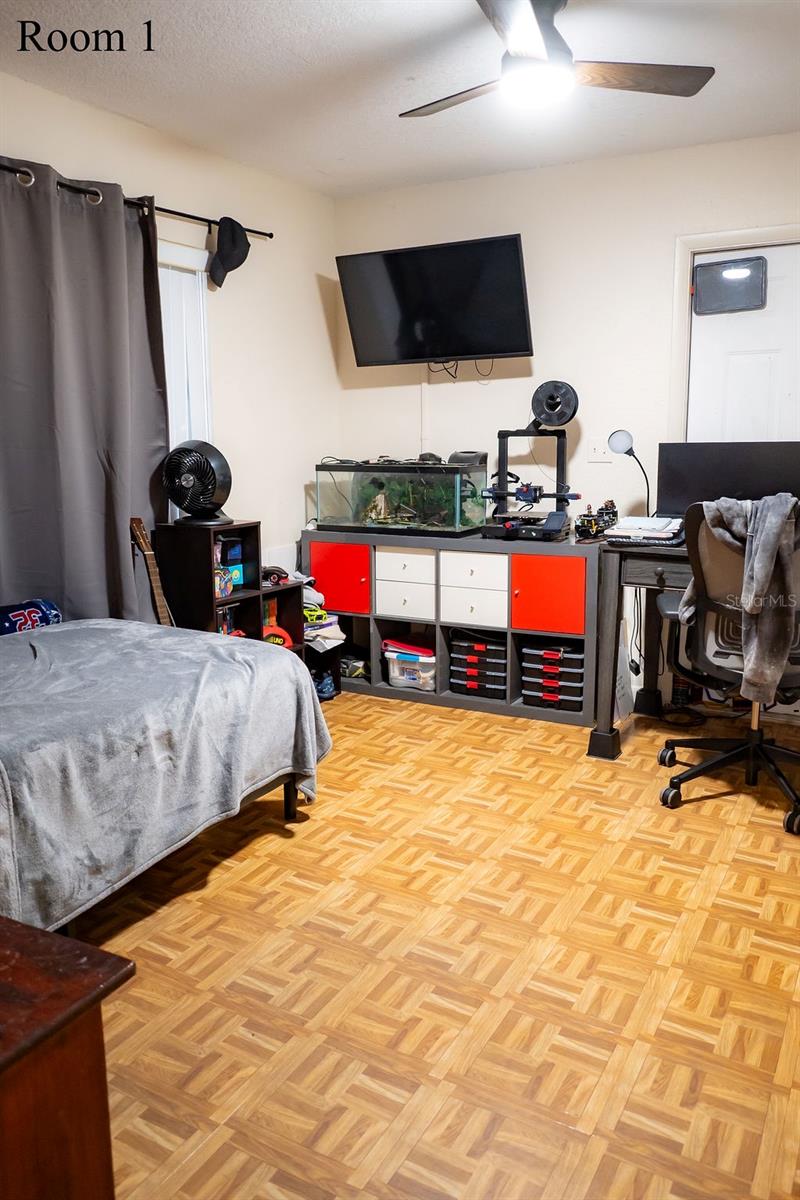 8204 TRAMMELL TRL, TAMPA, FL, 33619