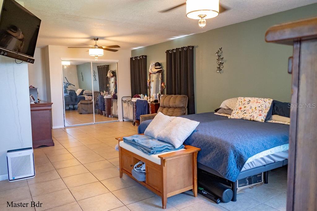8204 TRAMMELL TRL, TAMPA, FL, 33619