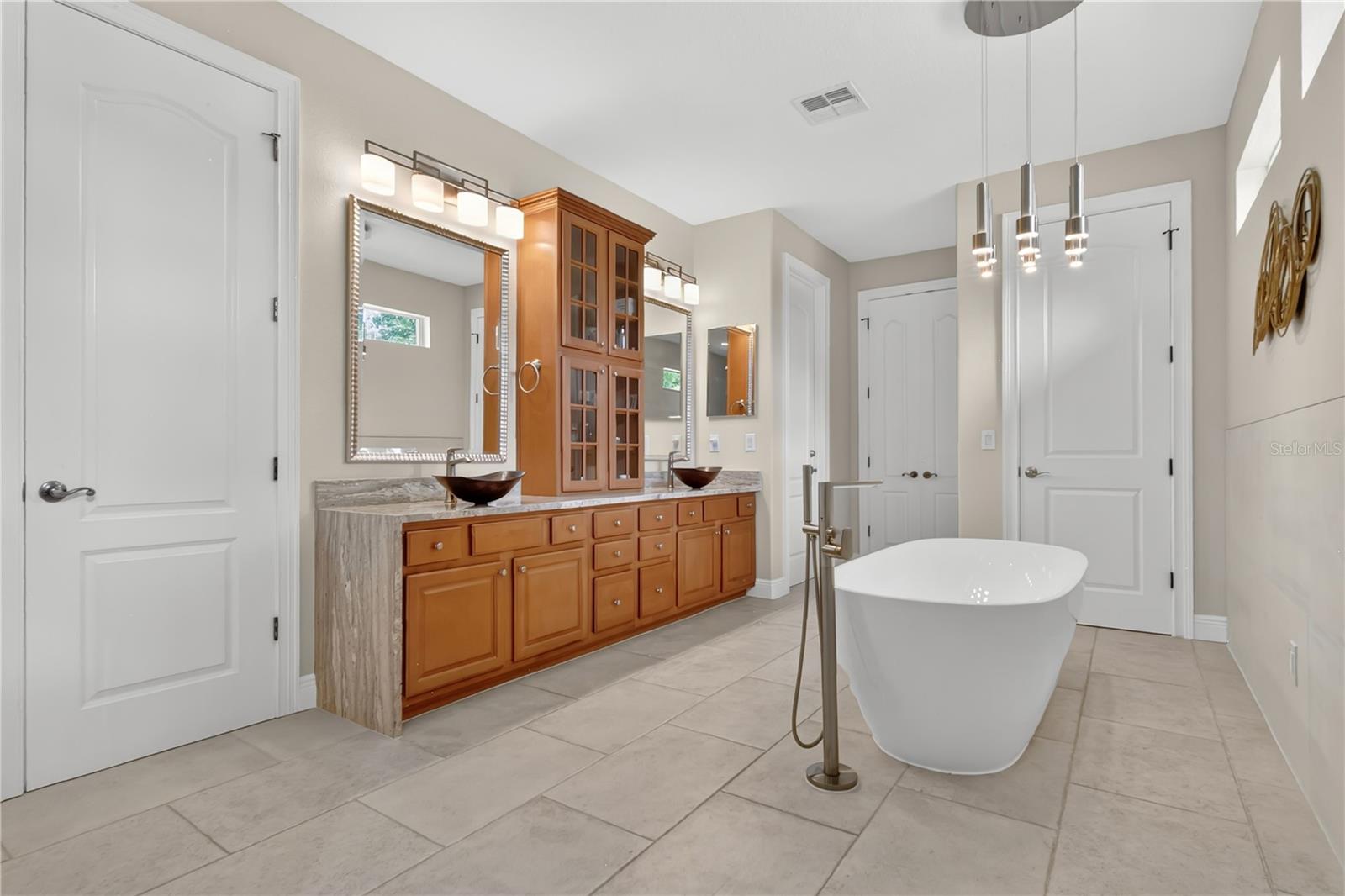 6361 BORDEAUX CIR, SANFORD, FL, 32771